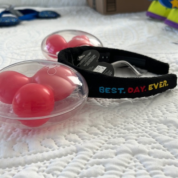 Mickey Balloon Light Up Ears - Picture 3 of 3